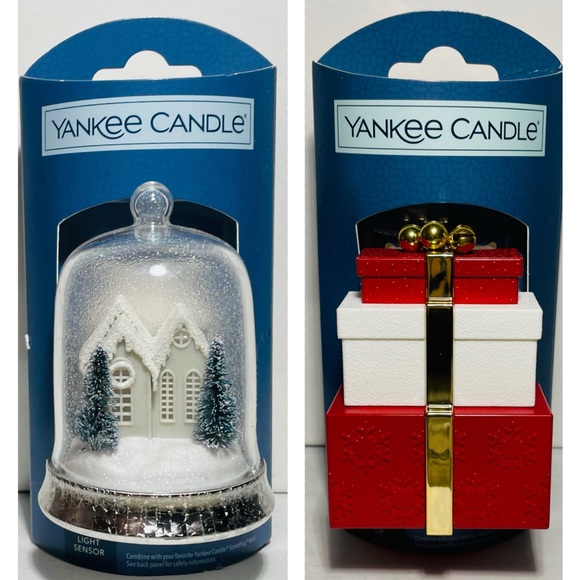 2 NEW~Yankee Candle~Holiday Light Up Scent Plug In Diffuser~Snow Globe~Presents.
